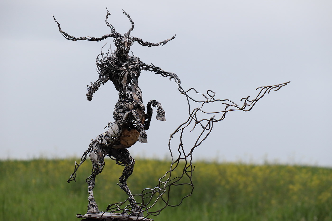 Punk，Punk，Metal，Metal，Sculpture，Sculpture，Men and horses，Men and horses，