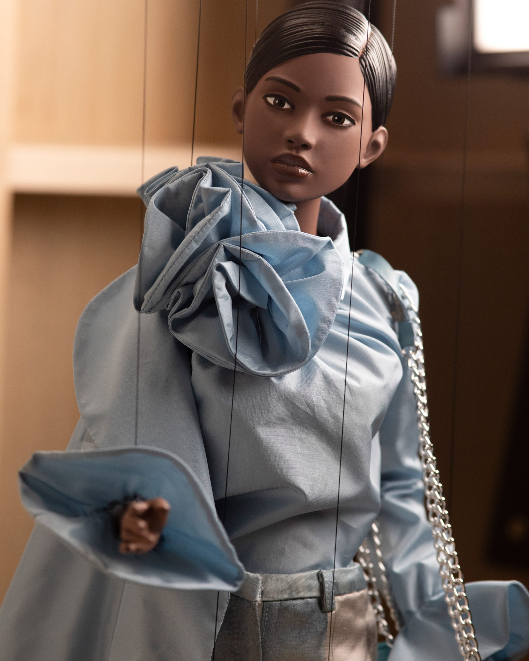 Jeremy Scott，Moschino，No Strings Attached，puppet，latest fashion，