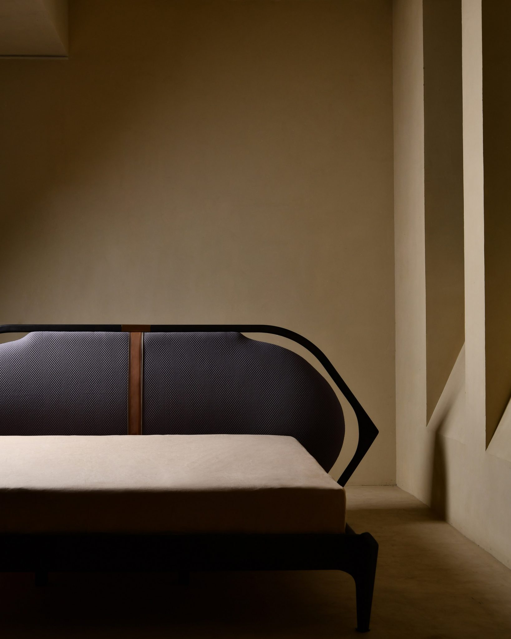 Fnji，2020crestline series，Natural home furniture，