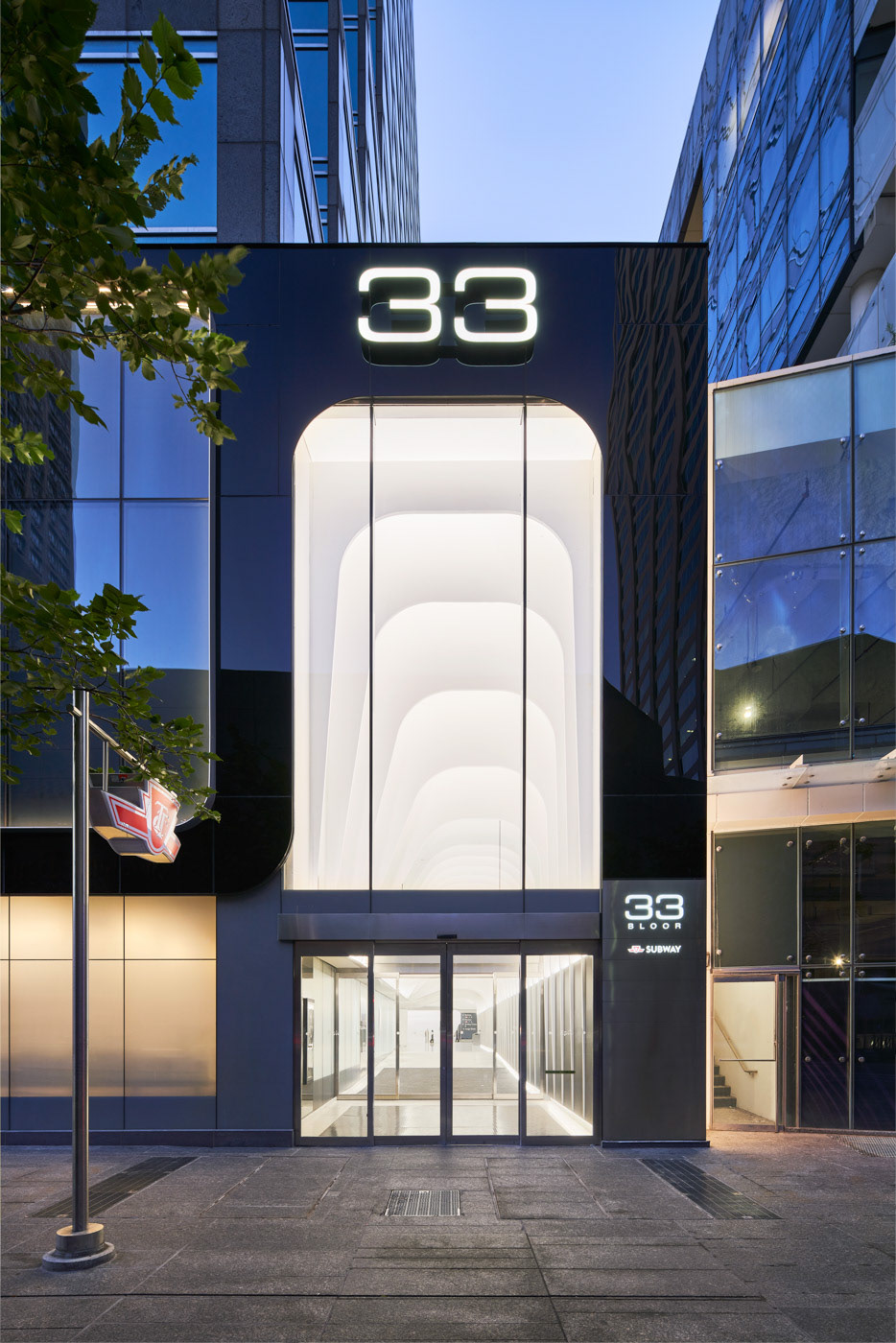 Bloor Street East 33，Architectural design，Exhibition hall design，