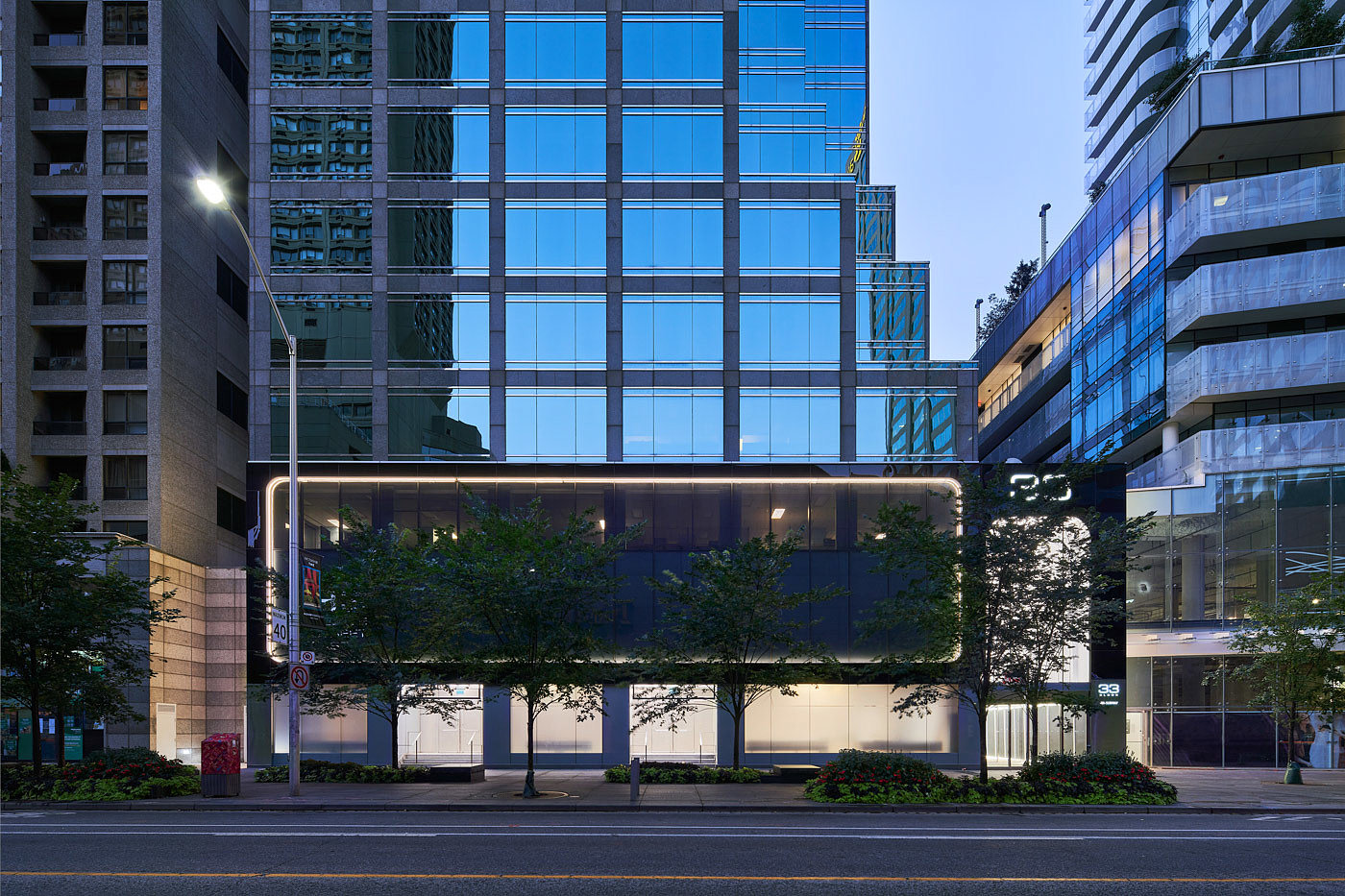 Bloor Street East 33，Architectural design，Exhibition hall design，