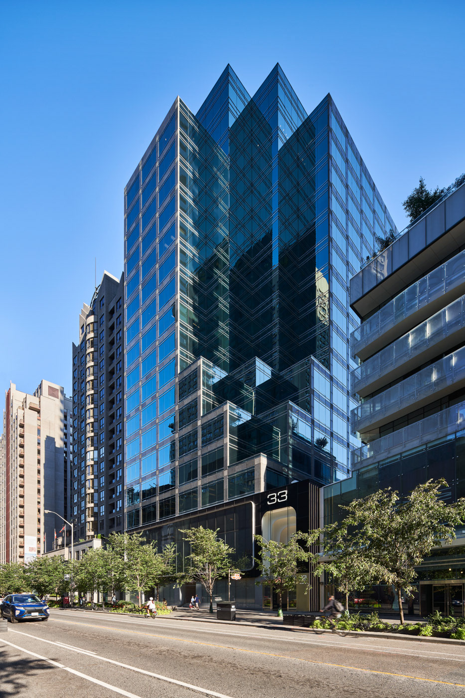 Bloor Street East 33，Architectural design，Exhibition hall design，