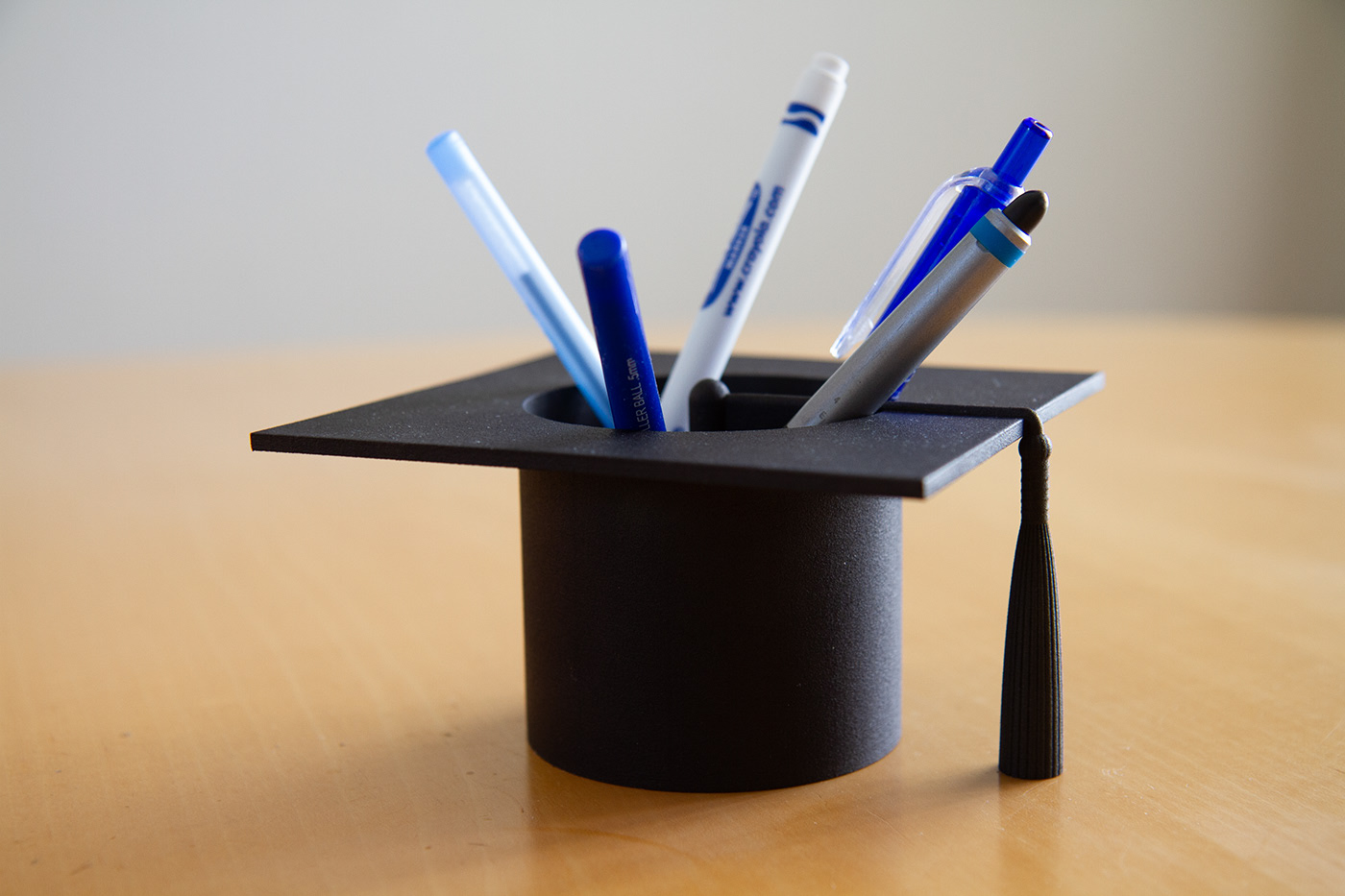 pen container，Graduation cap，black，3D printing，