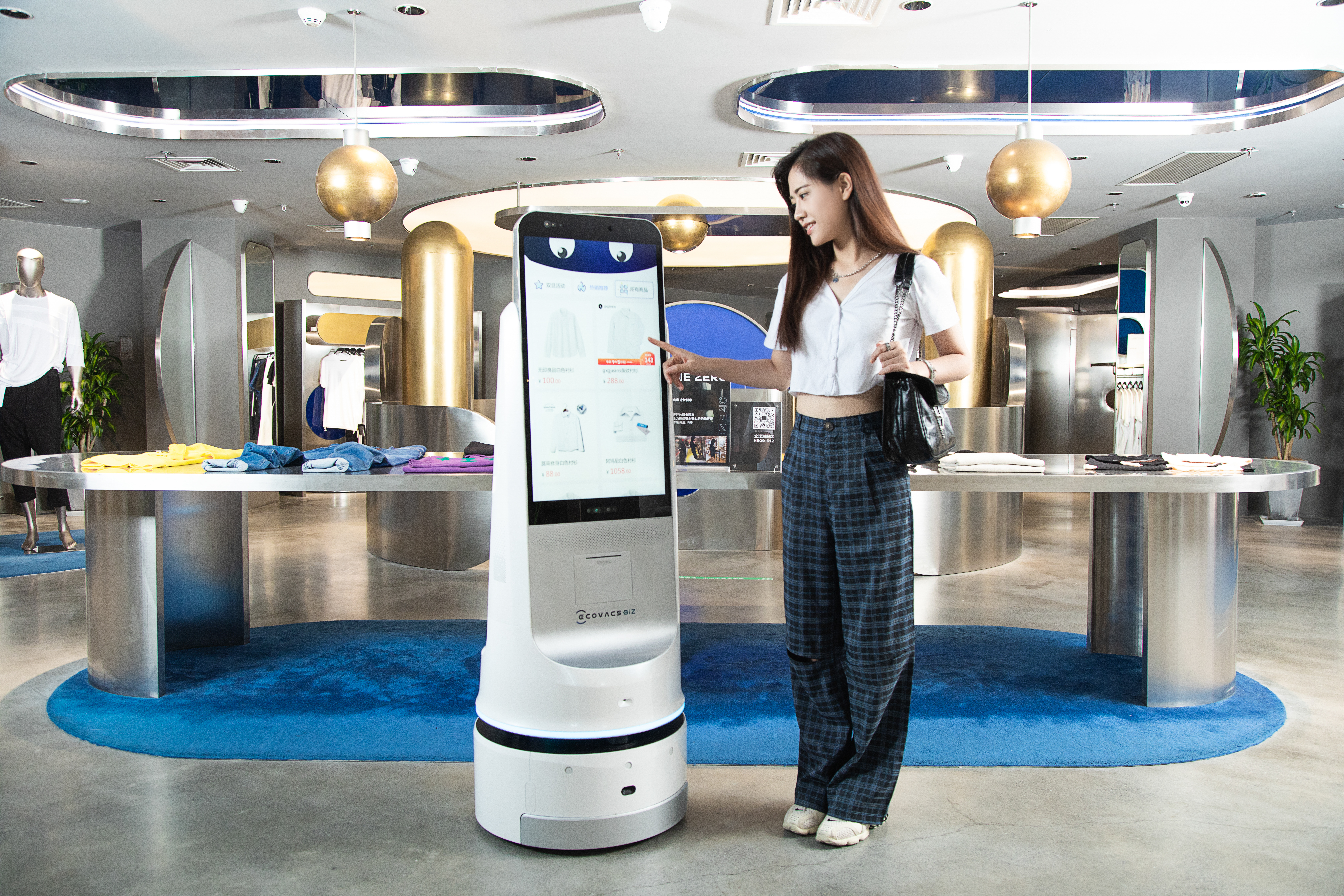 robot，New retail，