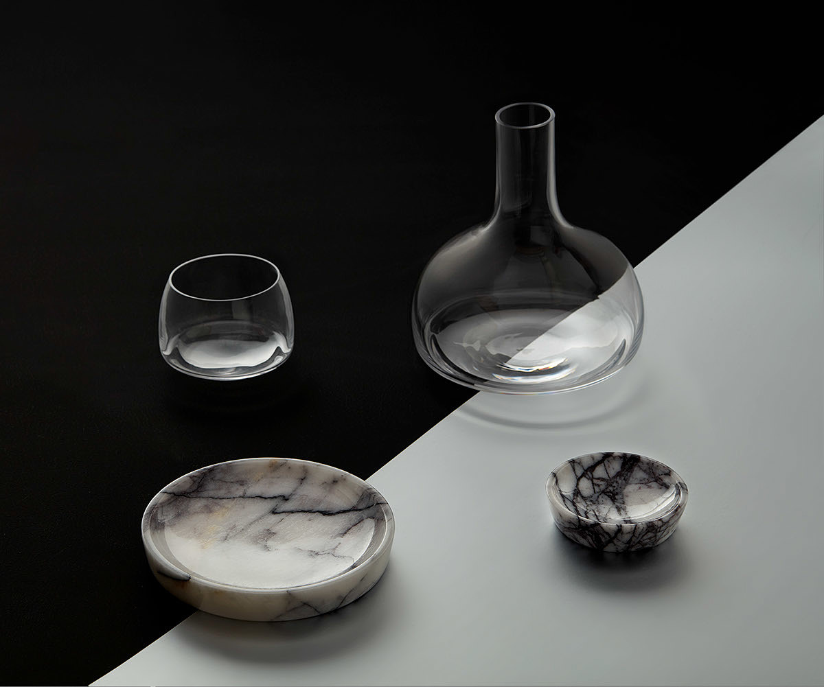 Glass bottles，If Award，Marble，texture of material，refrigeration，