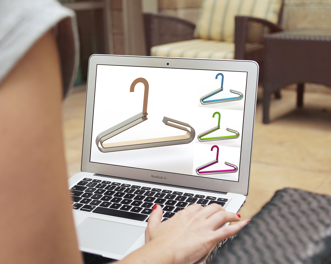 convenient，coat hanger，originality，Small design，