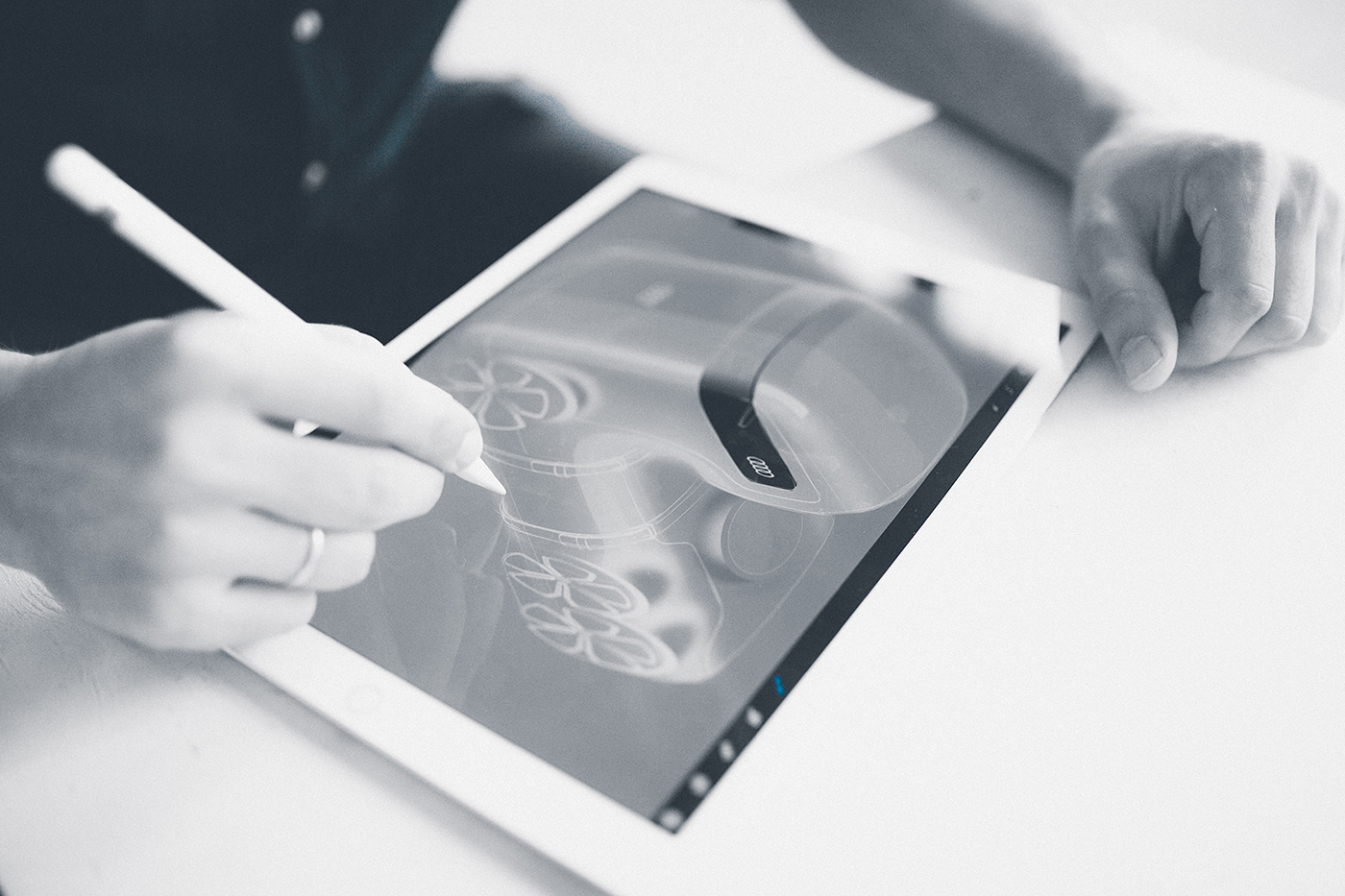 audi，truck，brand，industrial design，Automobile design，