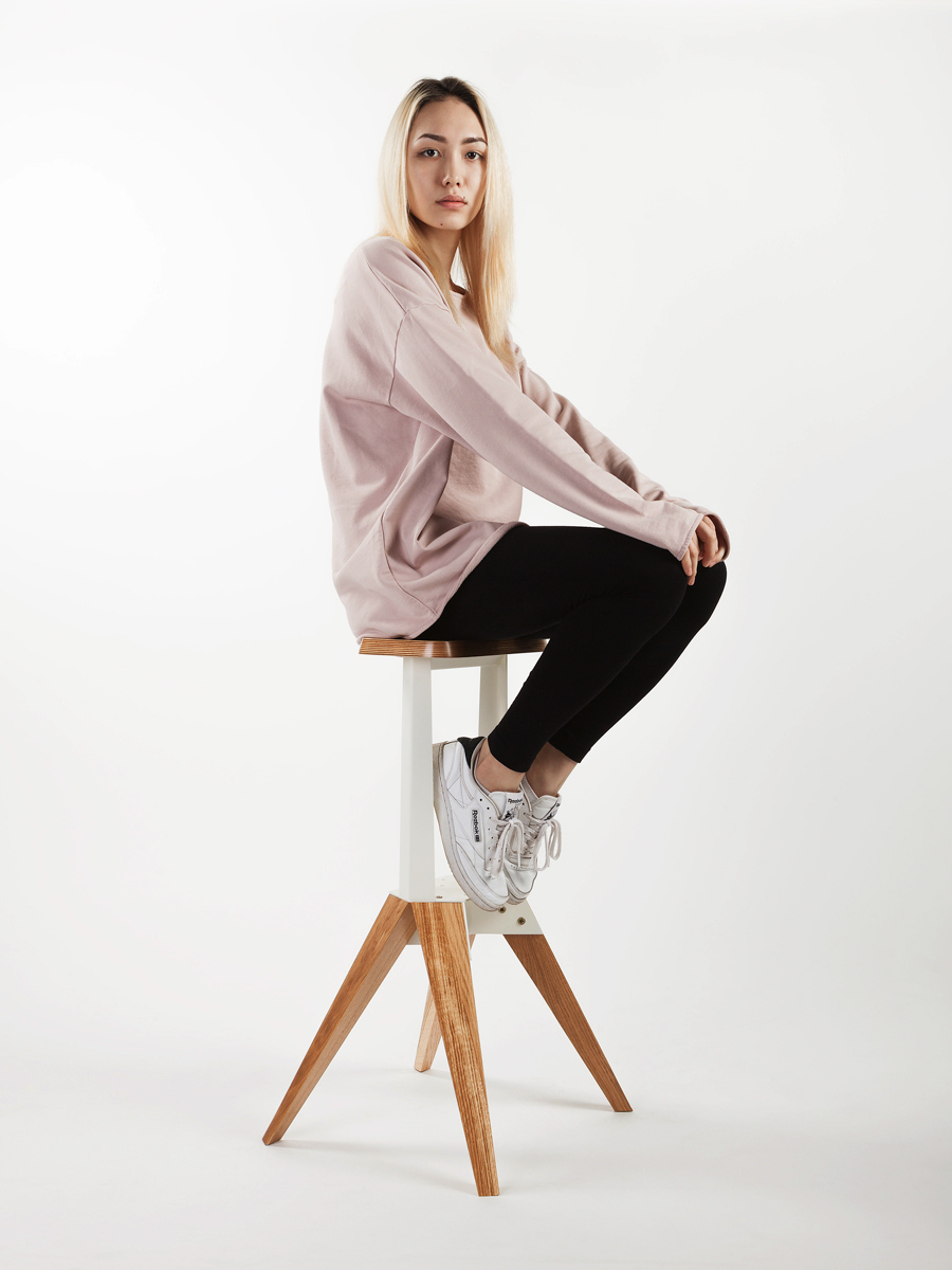 strong，light，k4，Bar chair，furniture design ，industrial design，