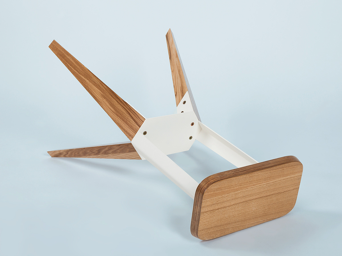 strong，light，k4，Bar chair，furniture design ，industrial design，
