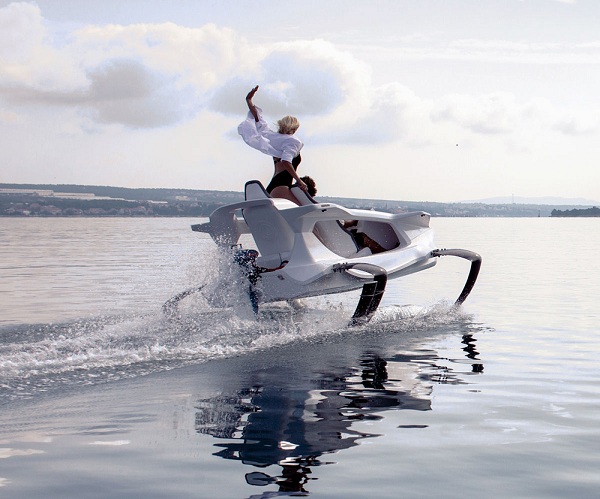 Sense of science and technology，Electric motion，hydrofoil，