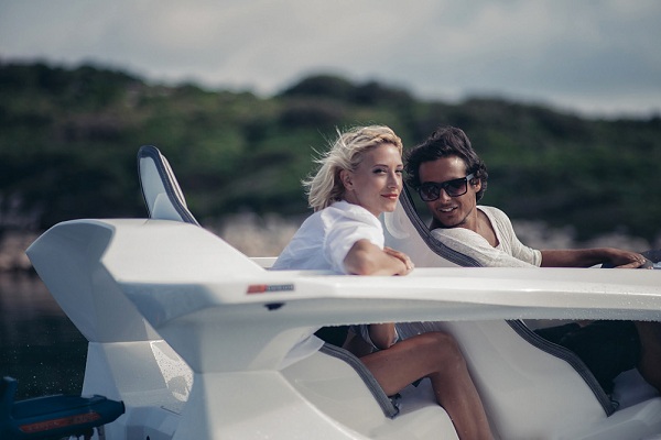 Sense of science and technology，Electric motion，hydrofoil，