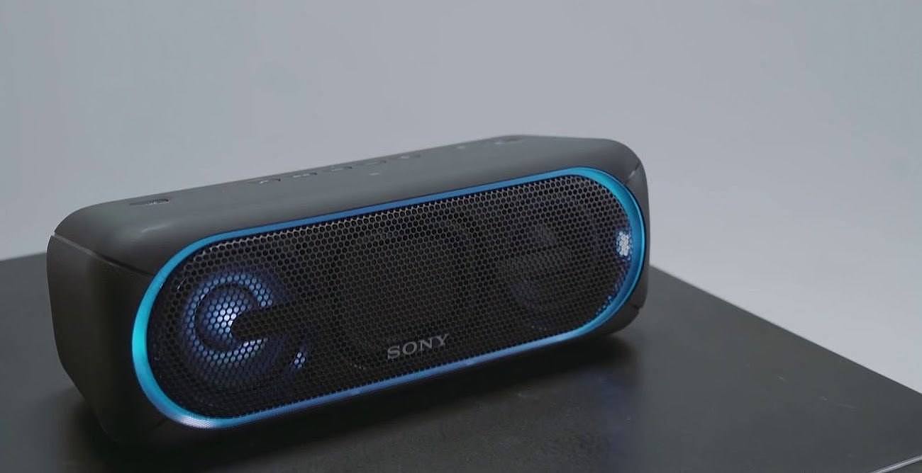 Sony，player，Portable，wireless，Bluetooth，nfc，loudspeaker box，industrial design，