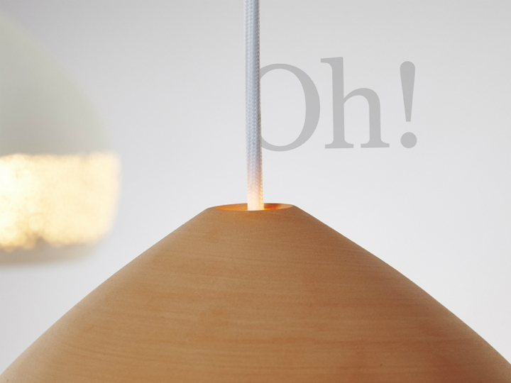 manual，ceramics，a chandelier，