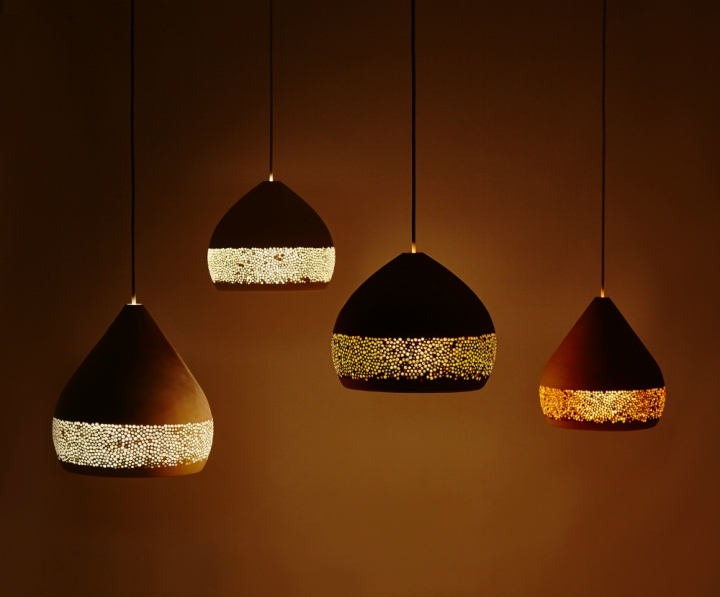 manual，ceramics，a chandelier，