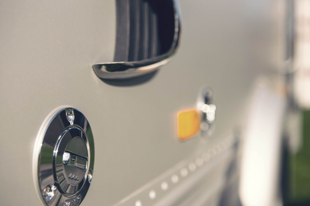 Lume Traveler，Touring car，vehicle，automobile，