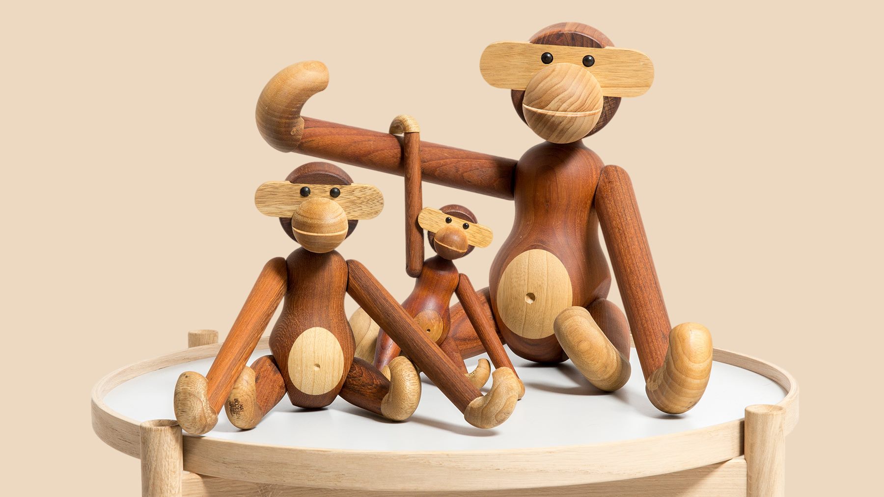 Home Furnishing，Ornaments，Wooden ，monkey，