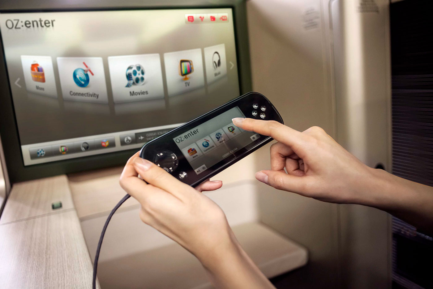 Aircraft interior，vehicle，airline company，a380，service，comfortable，industrial design，