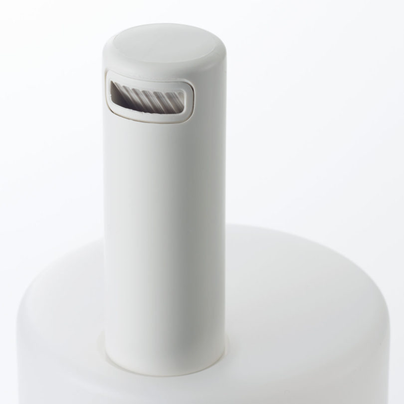 General image，product design，Humidifier，ultrasonic，Minimalist style，