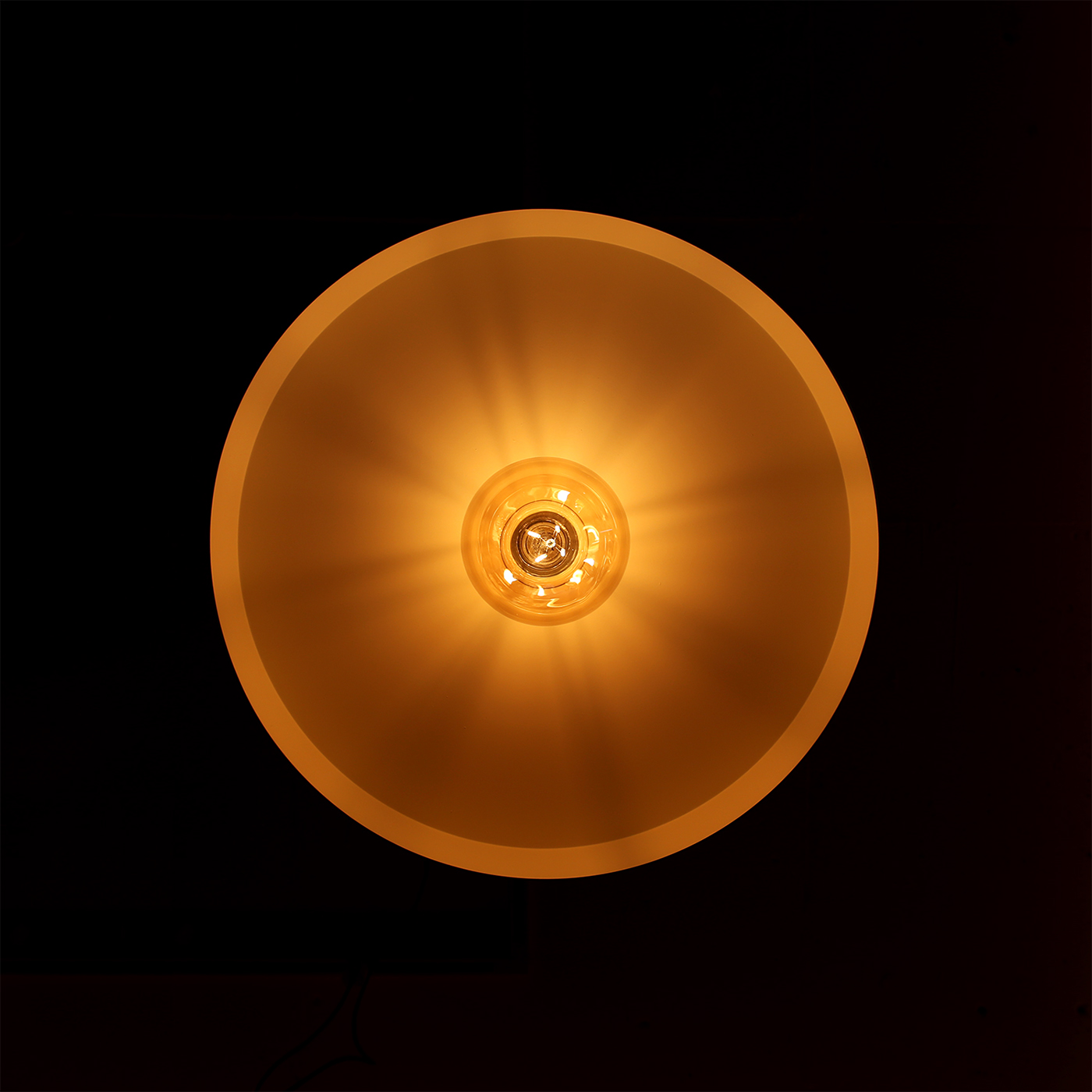 Adjustable length，fashion，lamps and lanterns，industrial design，shadow，