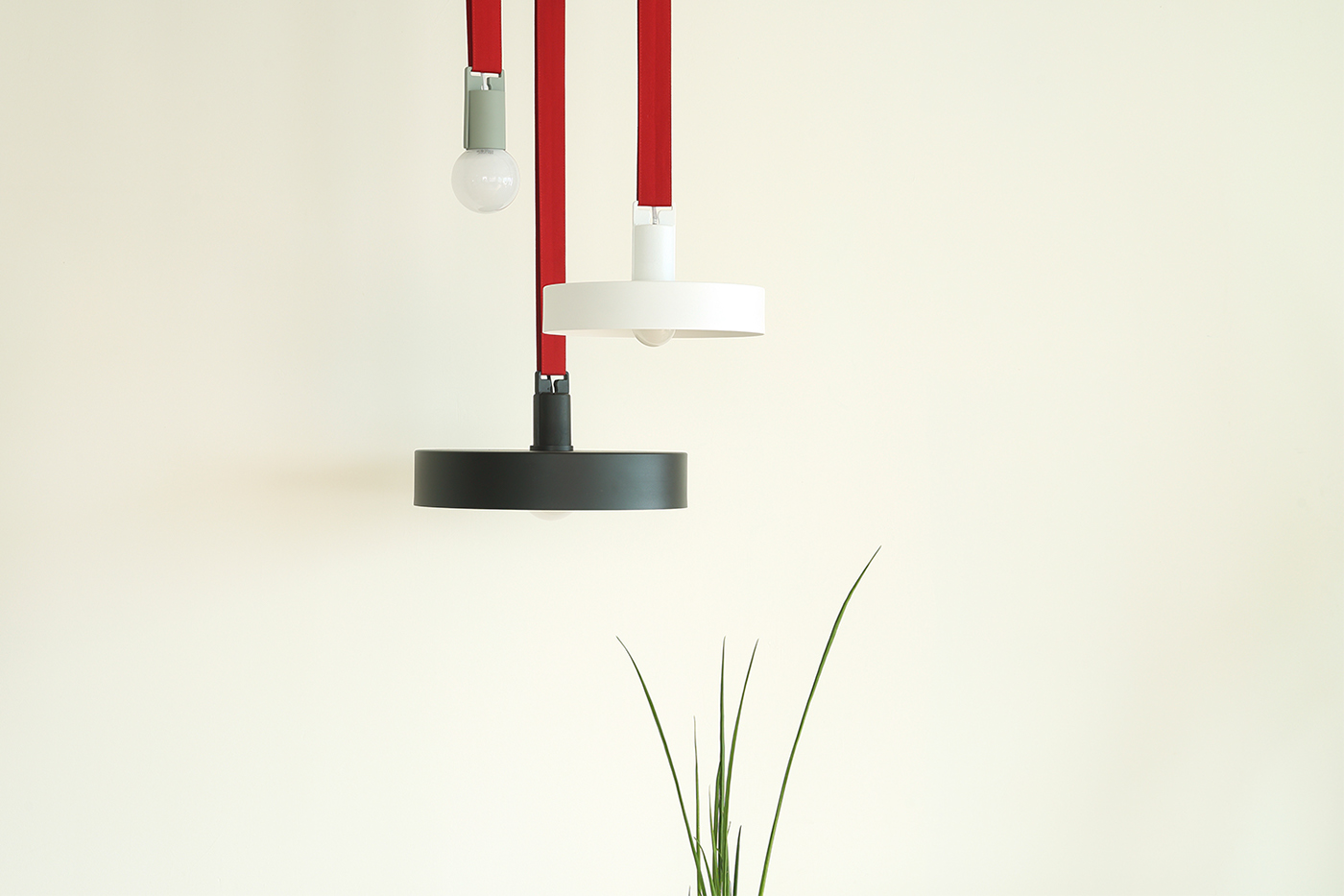 Adjustable length，fashion，lamps and lanterns，industrial design，shadow，