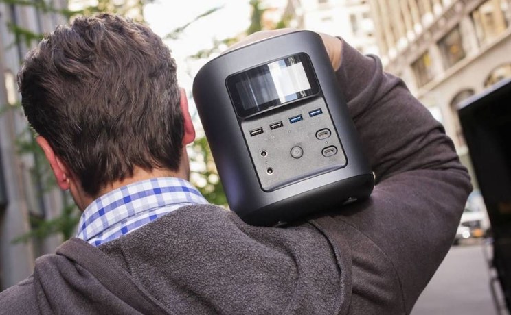 portable source，General image，outdoor activities，high-capacity，Solar charging，