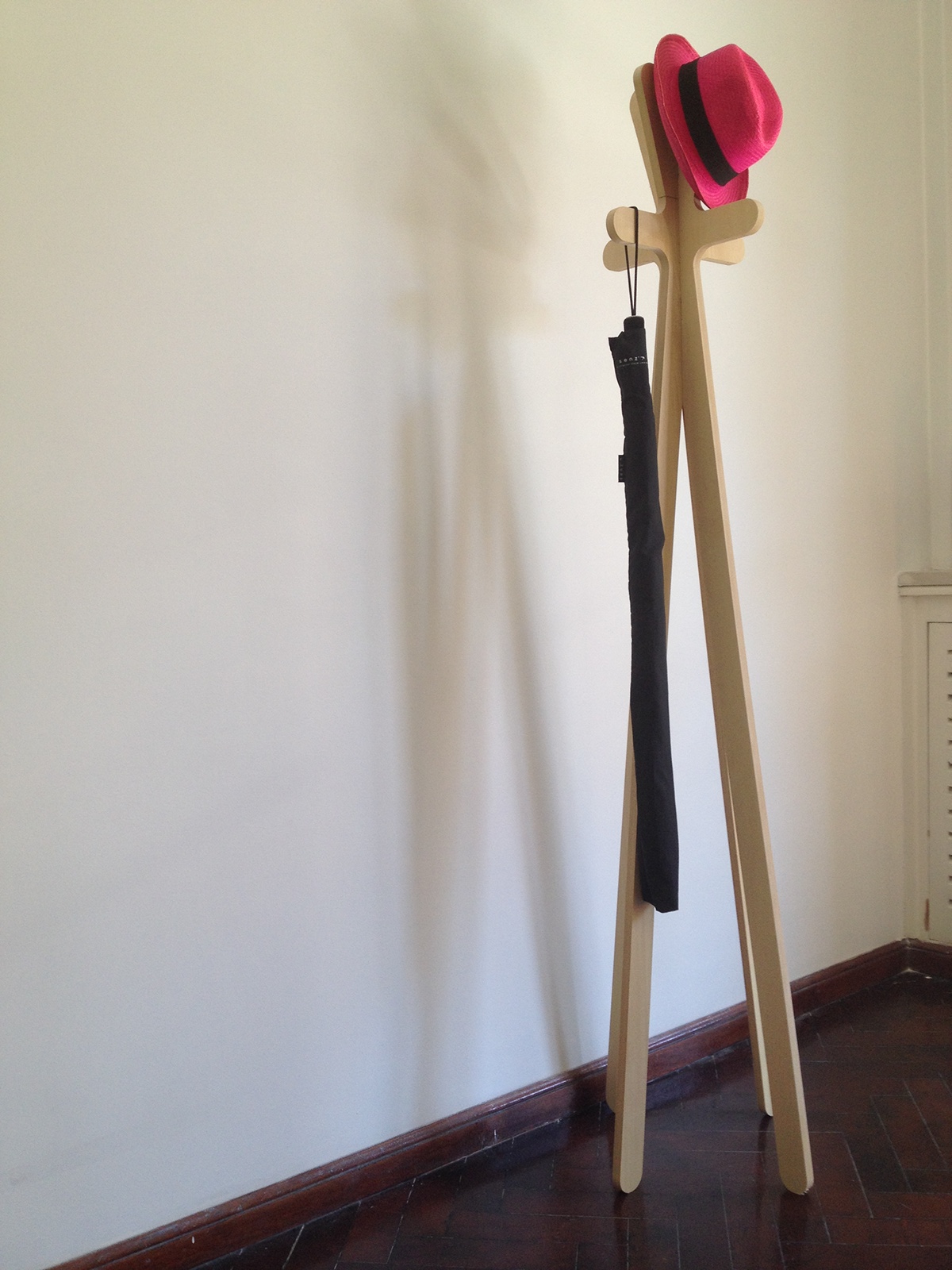 coat hanger，chopsticks，industrial design，General image，facilitate，