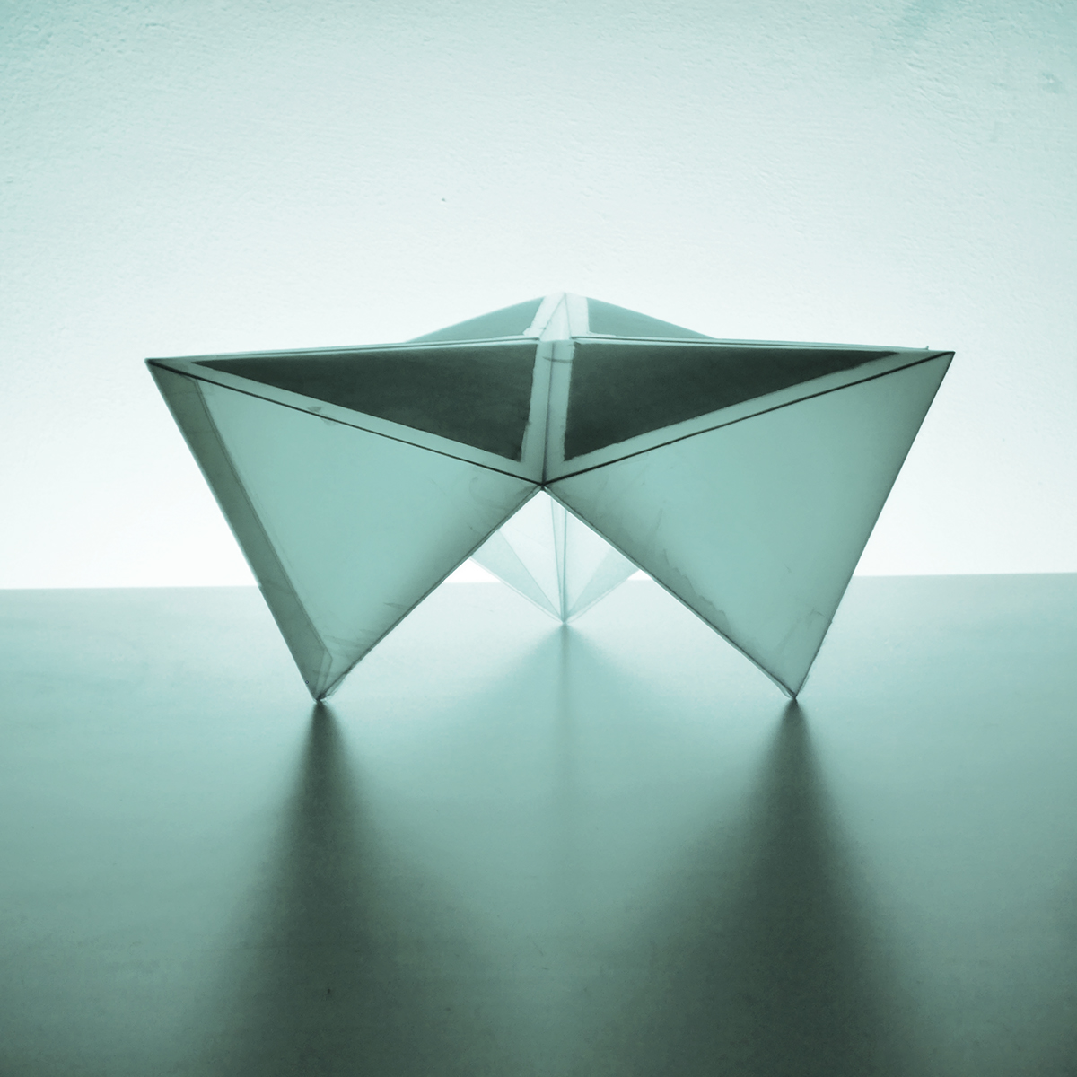 personality，Desk lamp，lamps and lanterns，hexahedron，Household products，industrial design，