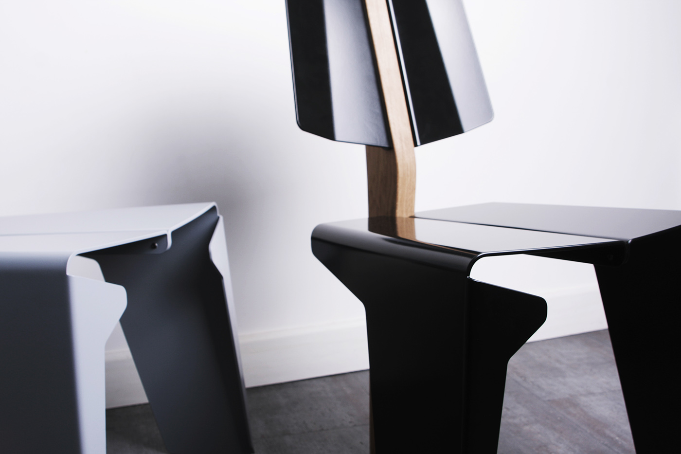 strange，chair，Material Science，Aluminum and plastics，Beech solid wood，industrial design，