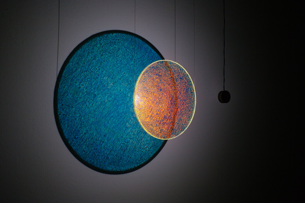 contrast，lamps and lanterns，science，Religion，life，universe，industrial design，