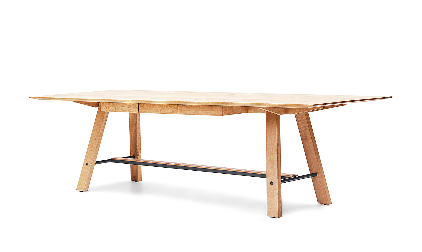 pretty，oak，solid wood，furniture design ，Table，industrial design，