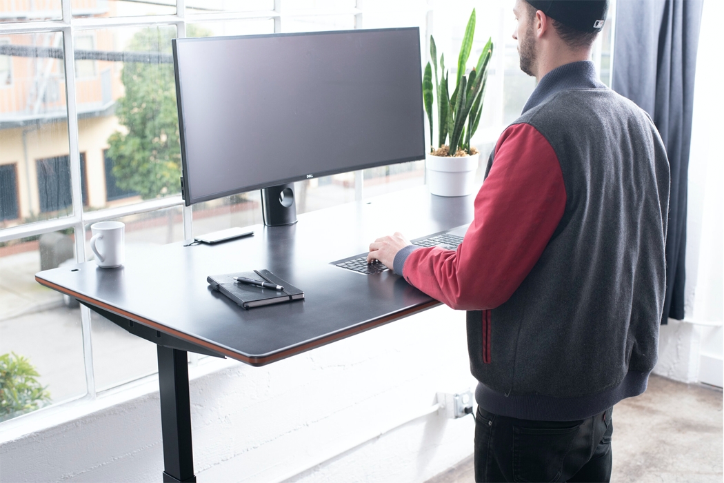 desk，wiring，Circuit，