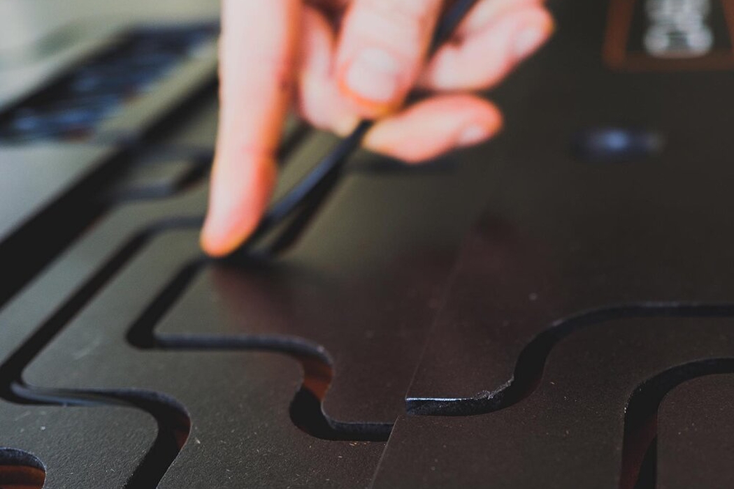 desk，wiring，Circuit，