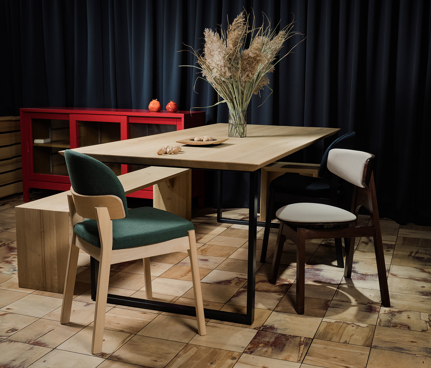 chair，wooden ，furniture，Ergonomics，