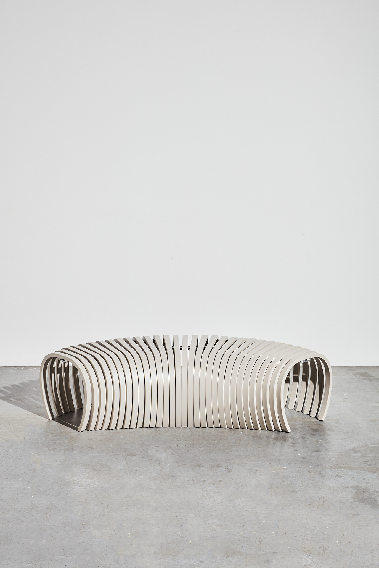 stool，spareribs，portability，deformation，