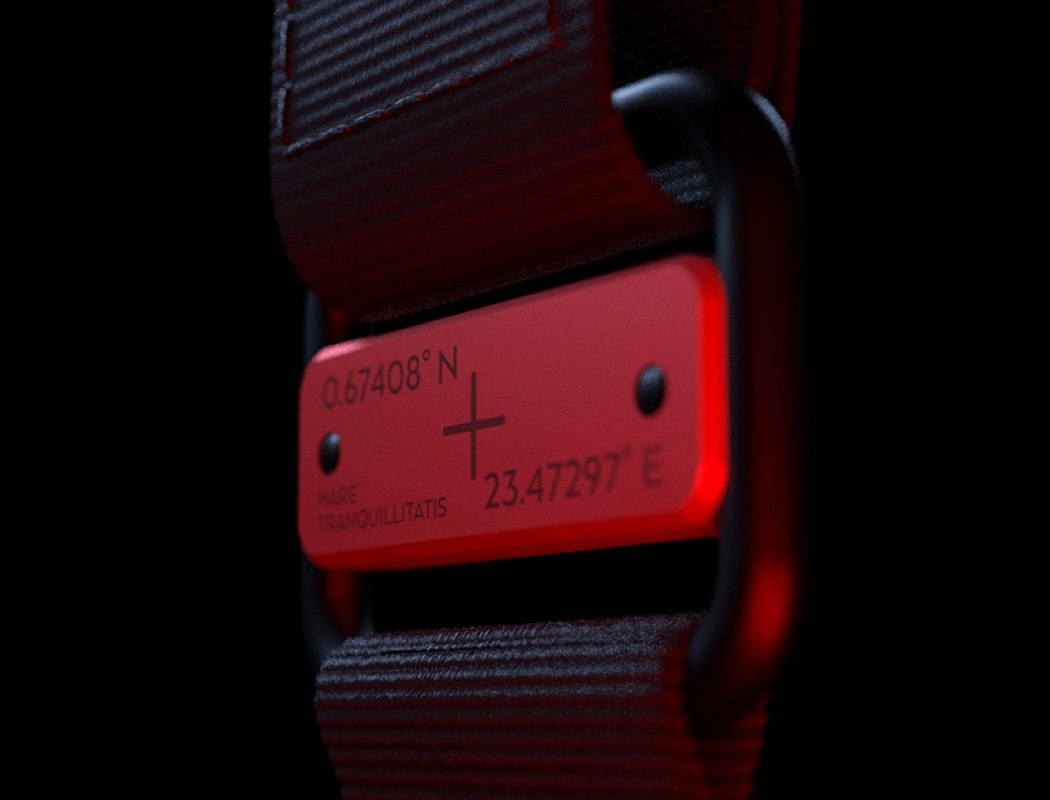 Wristwatch，clock dial，Moon，