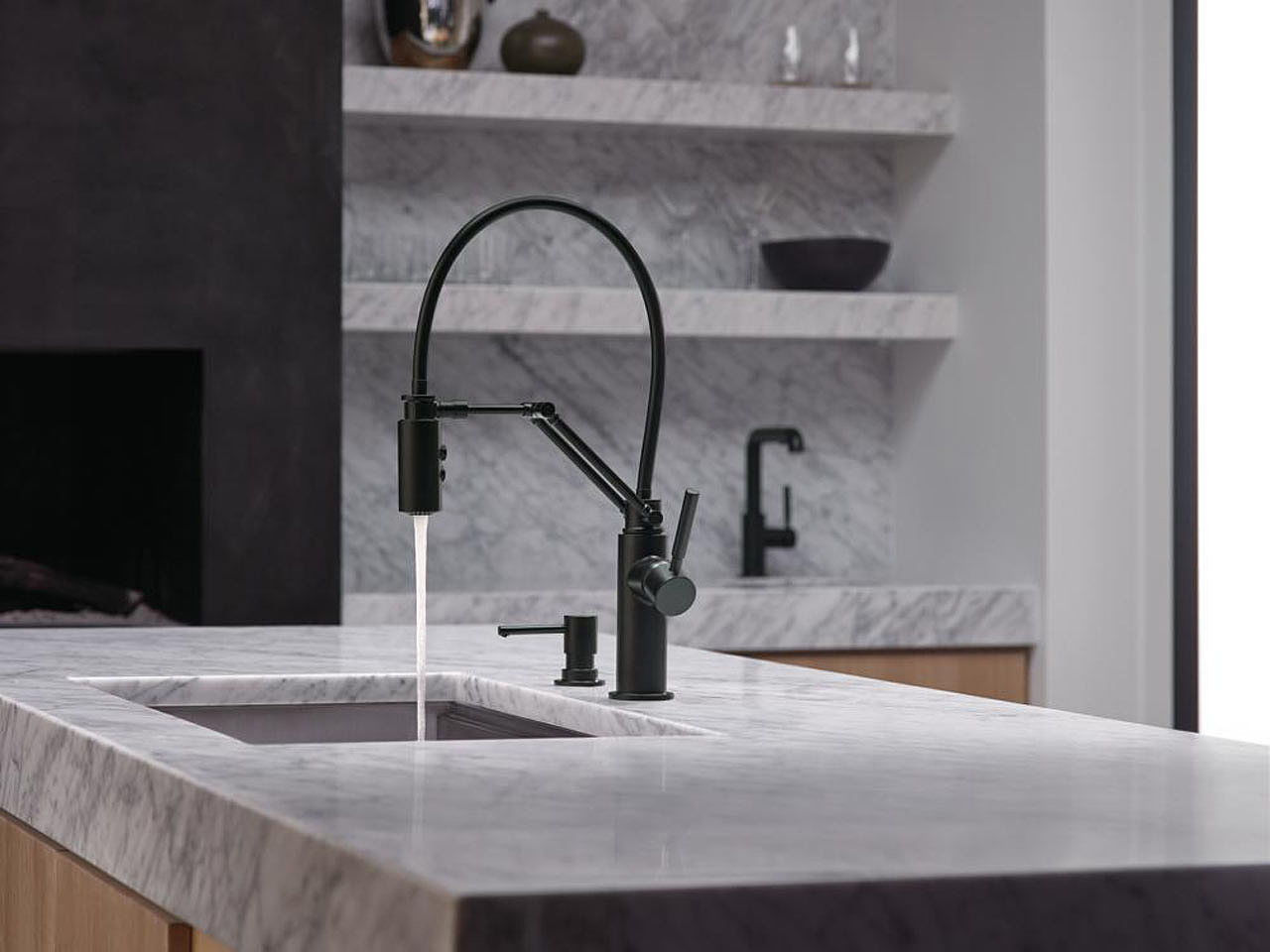 Kitchen faucet，level of appearance，practical，General image，product design，