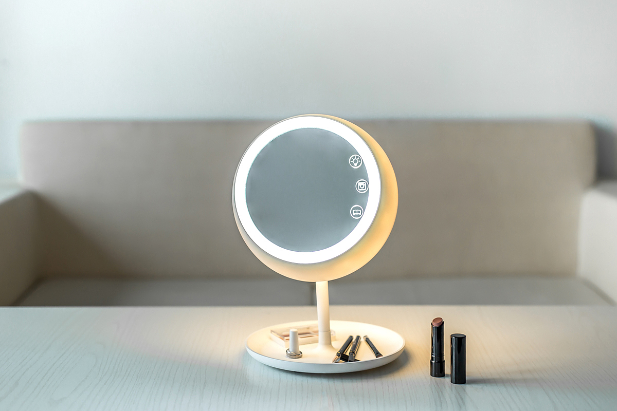 General image，Magic mirror，intelligence，multi-function，Soft light，