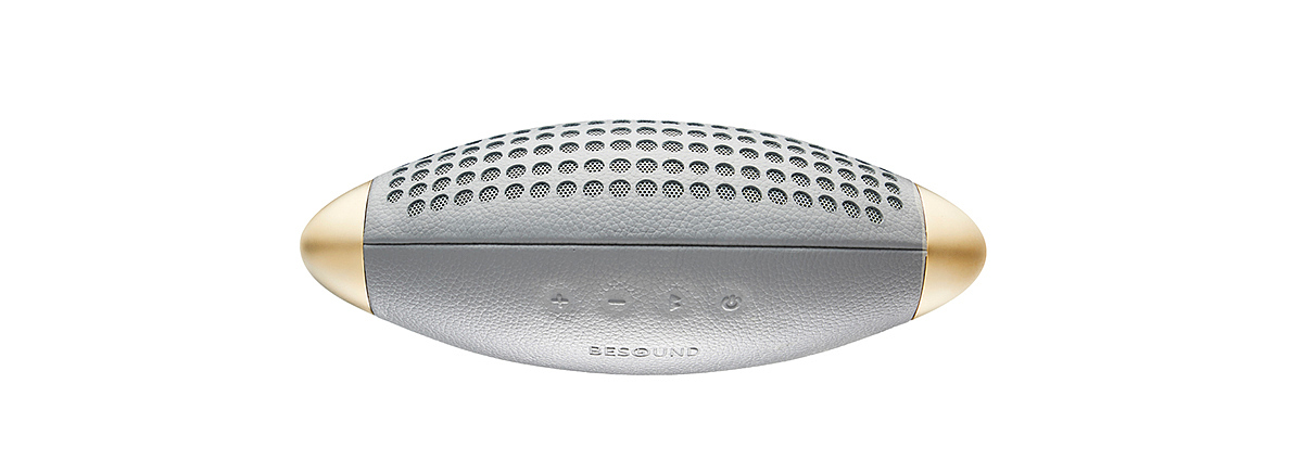 industrial design，Good simple geometry，Creative design，Sports speaker，Football sound，Bluetooth Speaker ，