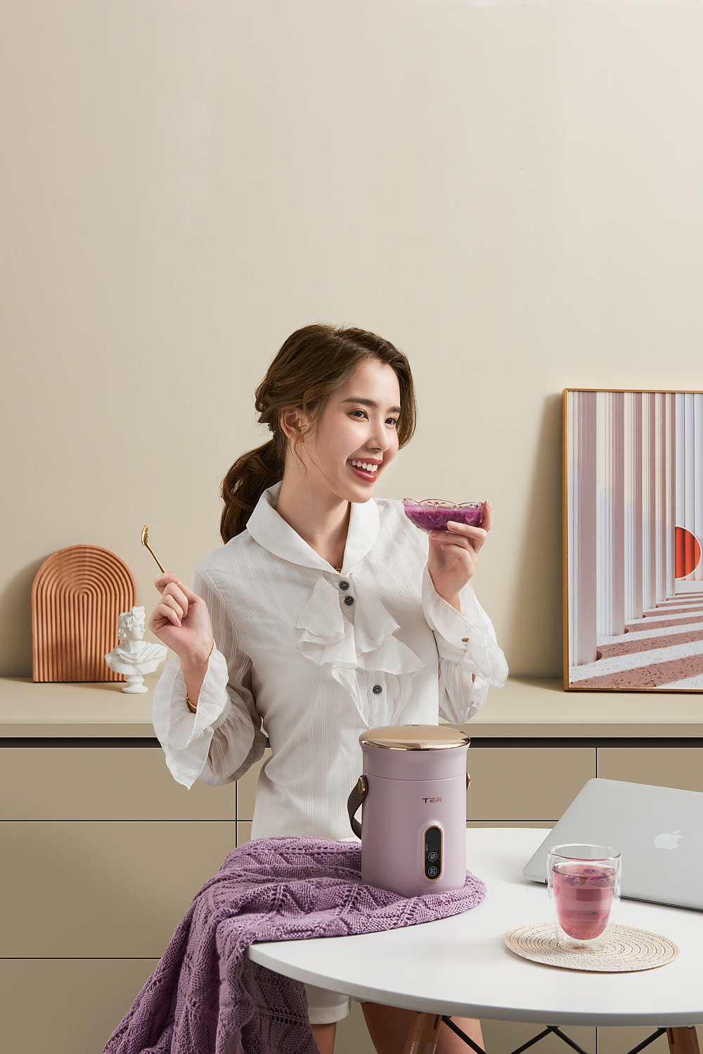modern stylish，Exquisite life，Vitality，Light food pot，