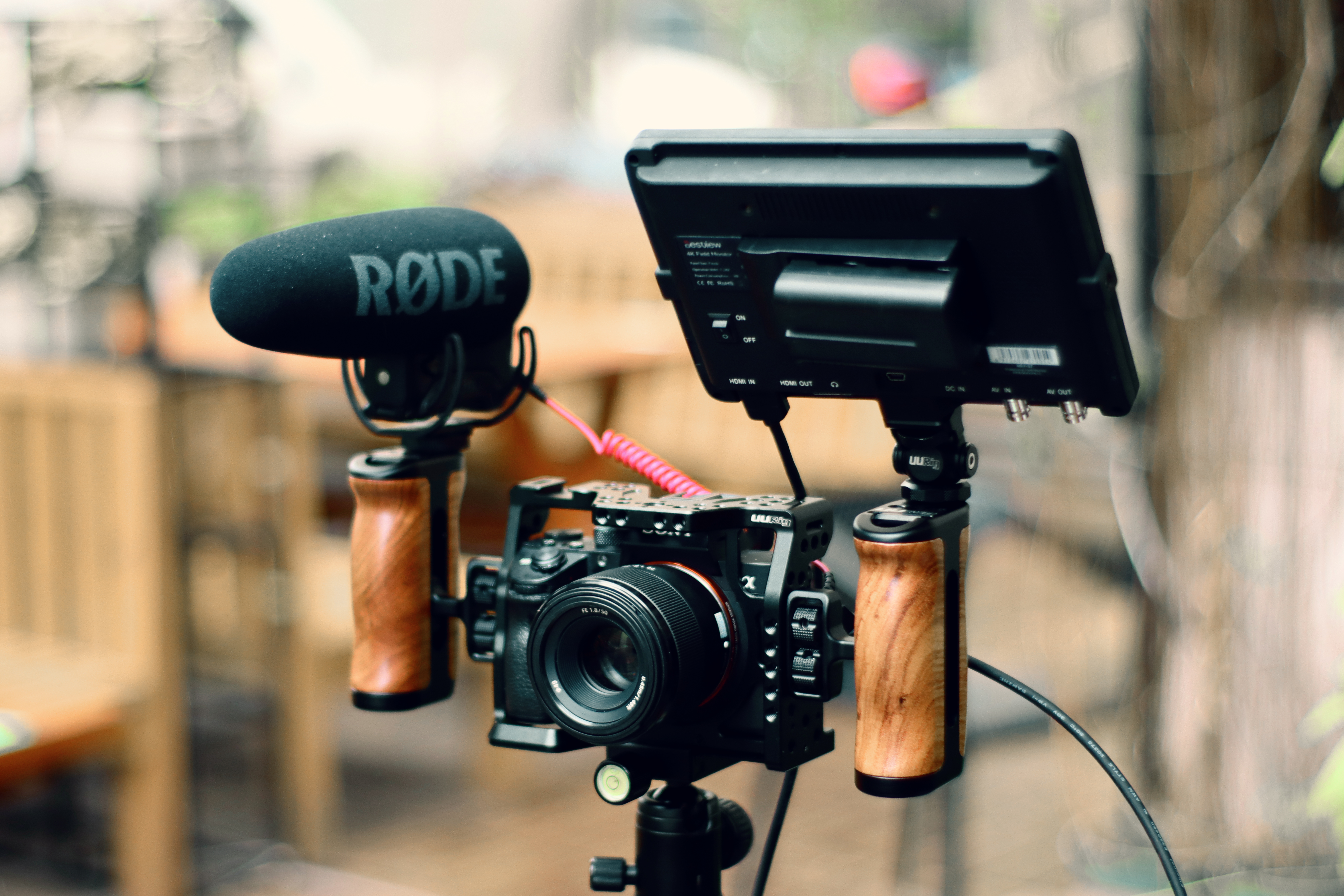 Camera photography accessories，Wooden handle，CNC，Ergonomics，