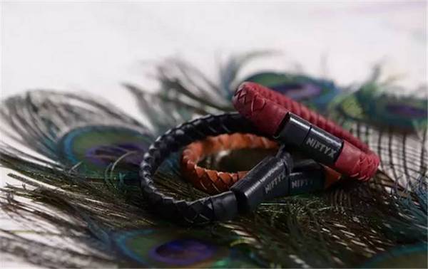 interest，originality，practical，especially，