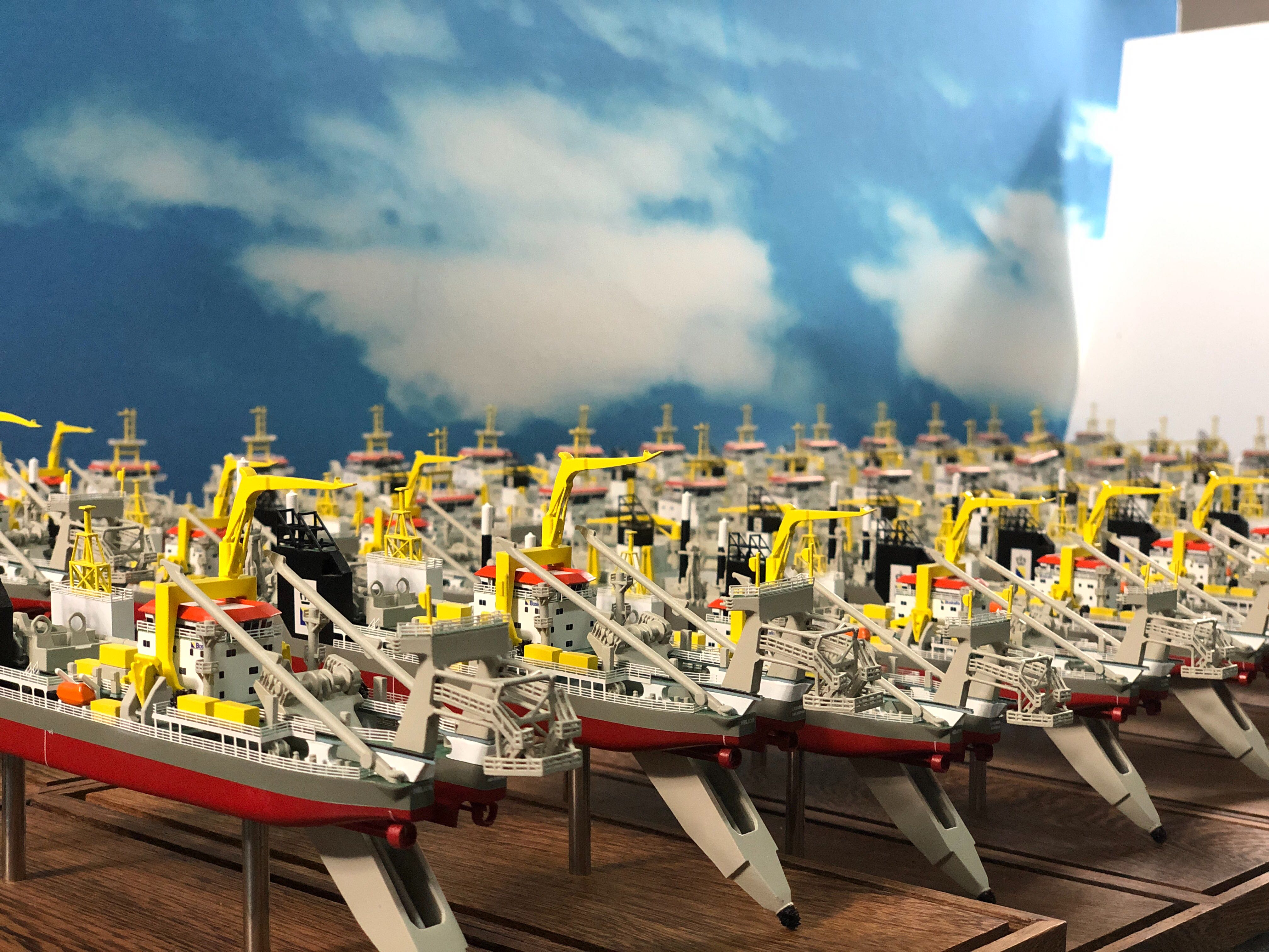 Working ship model, dredger，