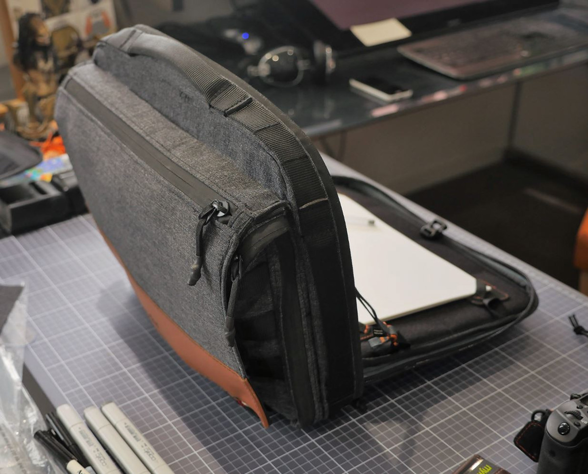 pretty，knapsack，handbag，batch production，Luggage design，
