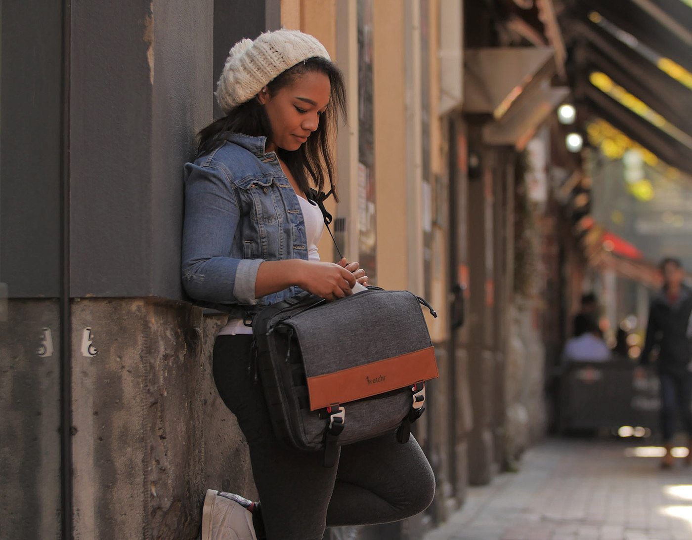 pretty，knapsack，handbag，batch production，Luggage design，