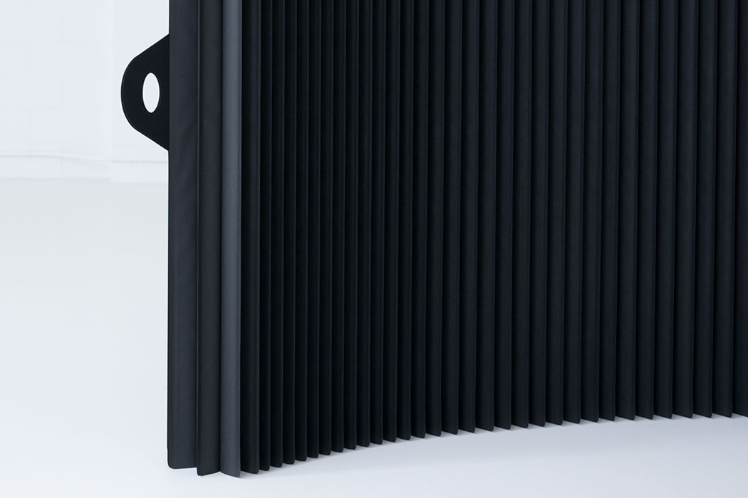 partition，fold，wooden ，