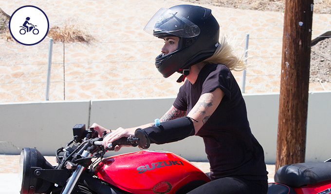 Wearable ，Water bag，portable，Convenient drinking water，