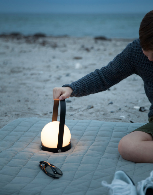 LED lamp，Portable，Hang on a tree，Outdoor special，