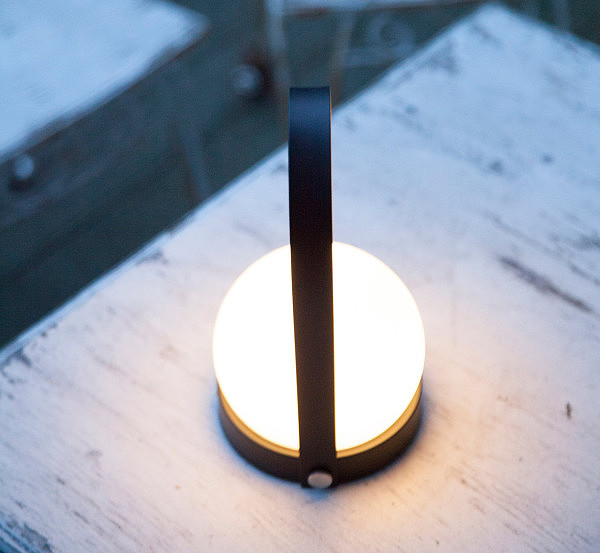 LED lamp，Portable，Hang on a tree，Outdoor special，