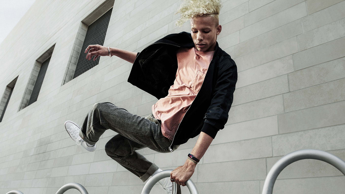 Samsung，Samsung Galaxy Fit，Digital，Bracelet，