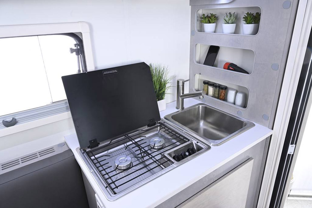 Cirrus 620，truck，Campervan，